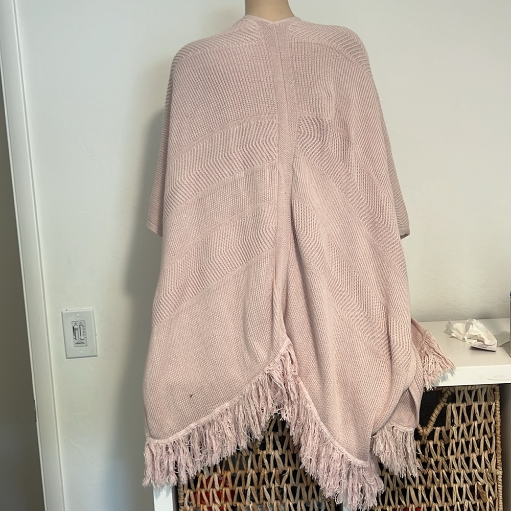 Roller Rabbit Shawl - Picture 3 of 7